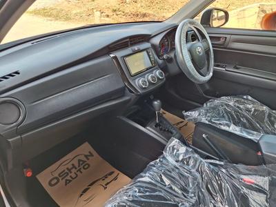Toyota Corolla Axio — 6
