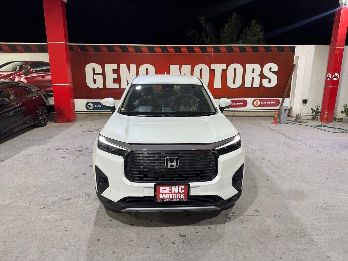 2025 Honda WR-V 4