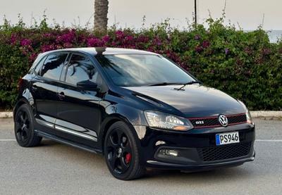Volkswagen Polo — 1