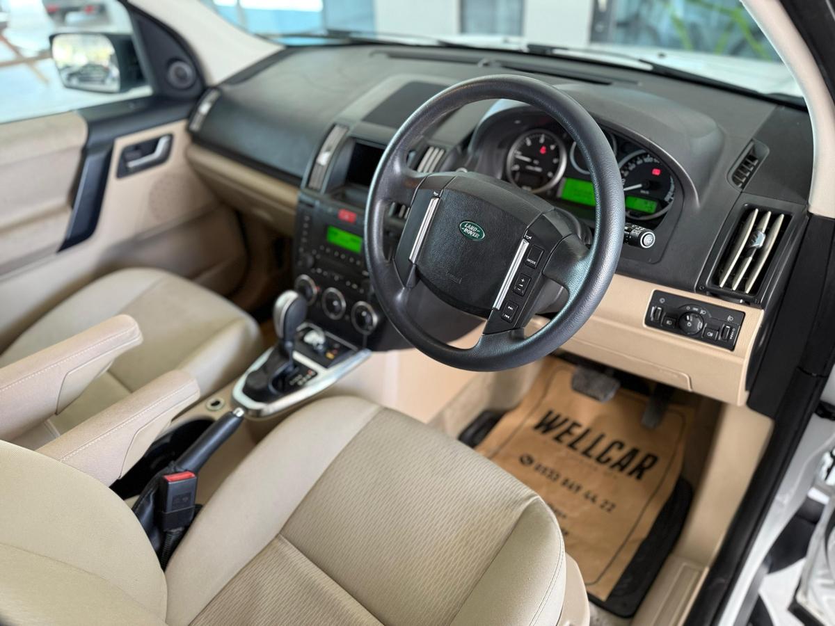 2014 Land Rover Freelander 6