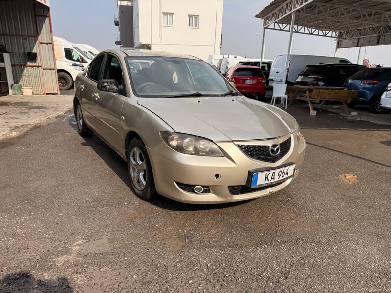 Mazda 3 — 1