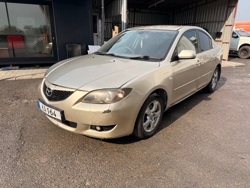 Mazda 3 — 2