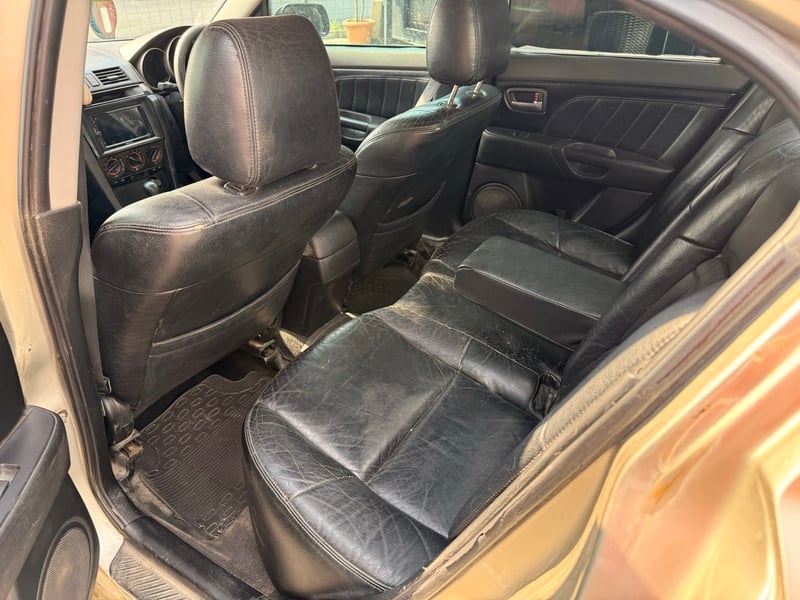 Mazda 3 — 4
