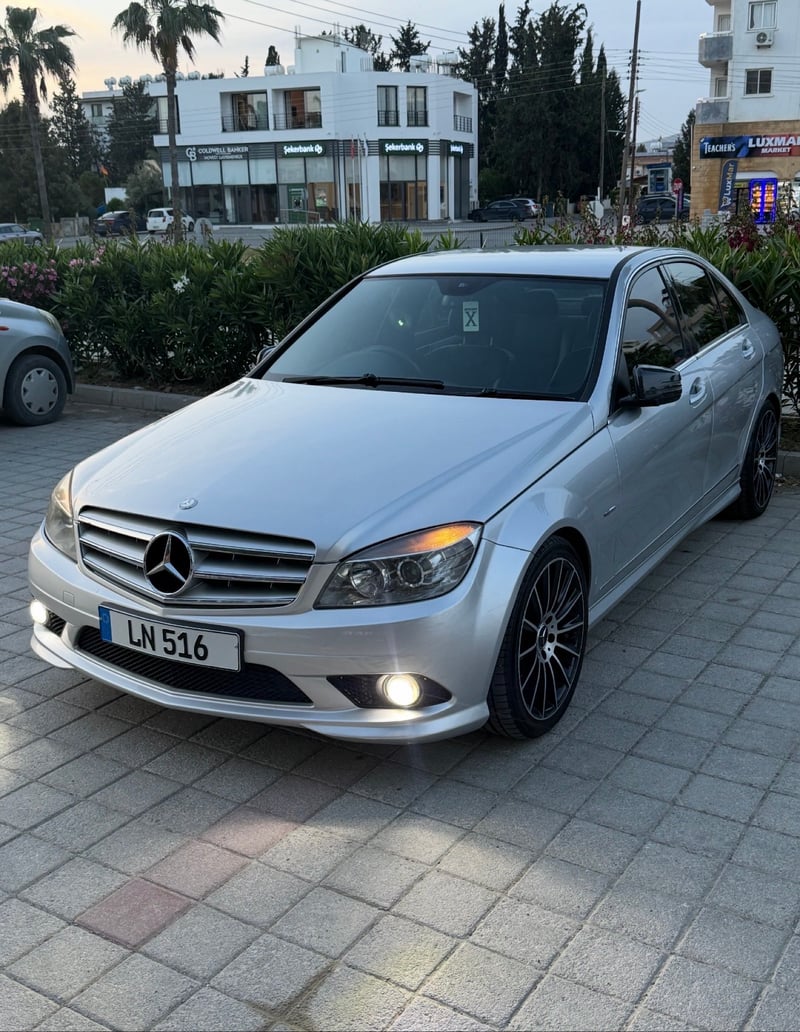 Mercedes-Benz C 180 — 1