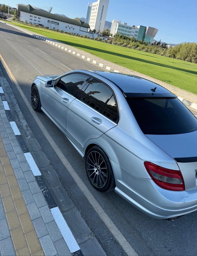 Mercedes-Benz C 180 — 2