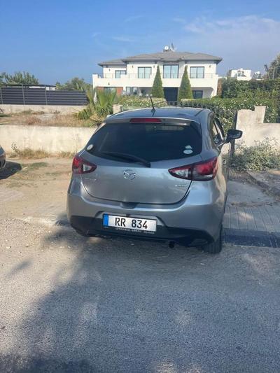 Mazda 3 — 1