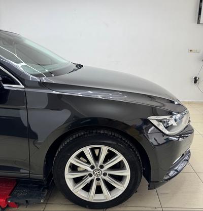 Volkswagen Passat — 4