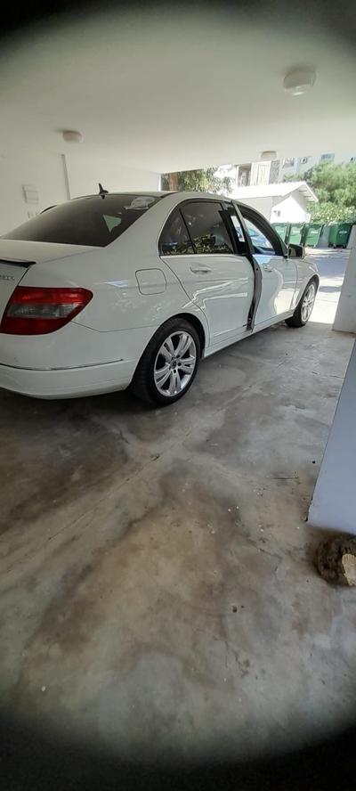 Mercedes-Benz C 180 — 4