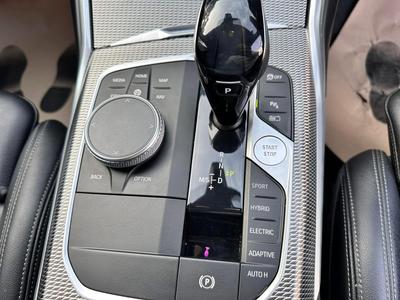 BMW 330e — 9
