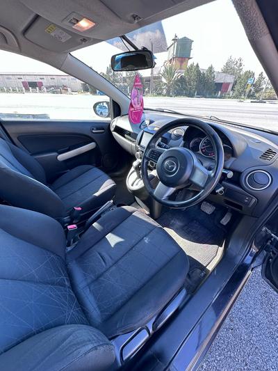 Mazda Demio — 3