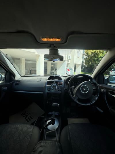 Renault Megane — 7