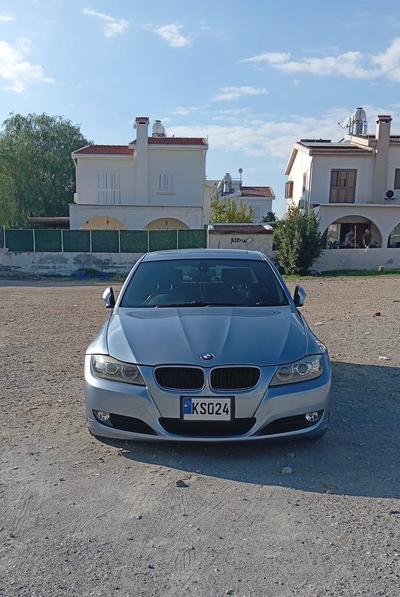 2008 BMW 320i