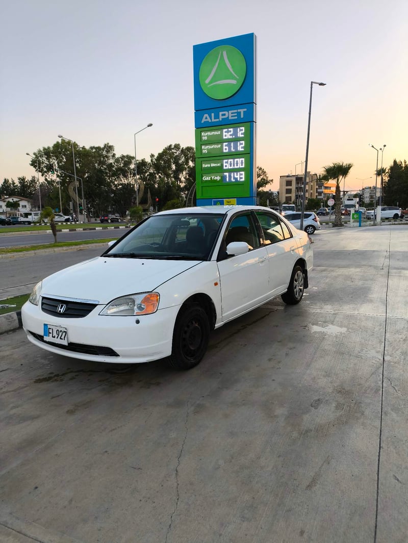 Honda Civic — 1