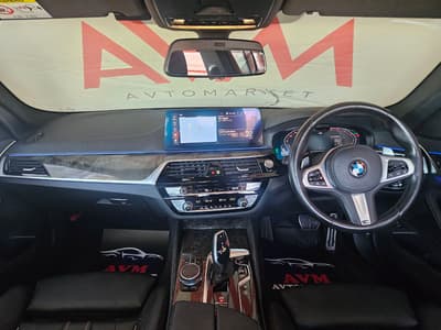 BMW 523d — 10