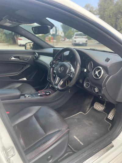 Mercedes-Benz CLA 220d — 3