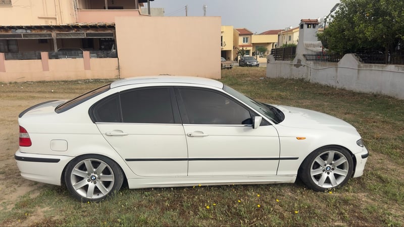 BMW 318i — 3