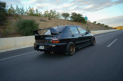 Mitsubishi Lancer Evo 8 — 2