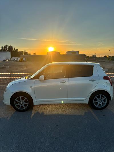 Suzuki Swift — 2
