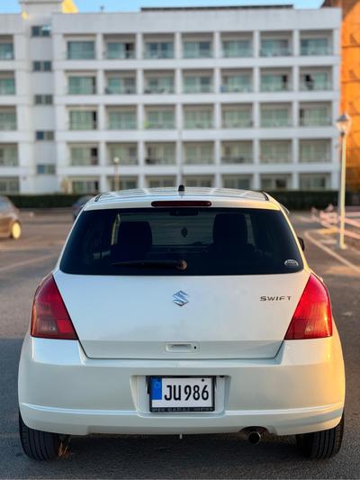 Suzuki Swift — 4