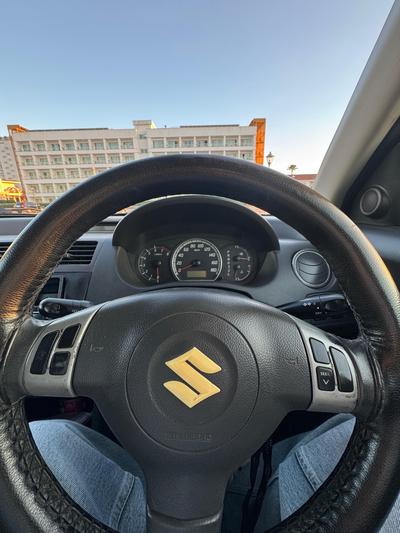 Suzuki Swift — 7