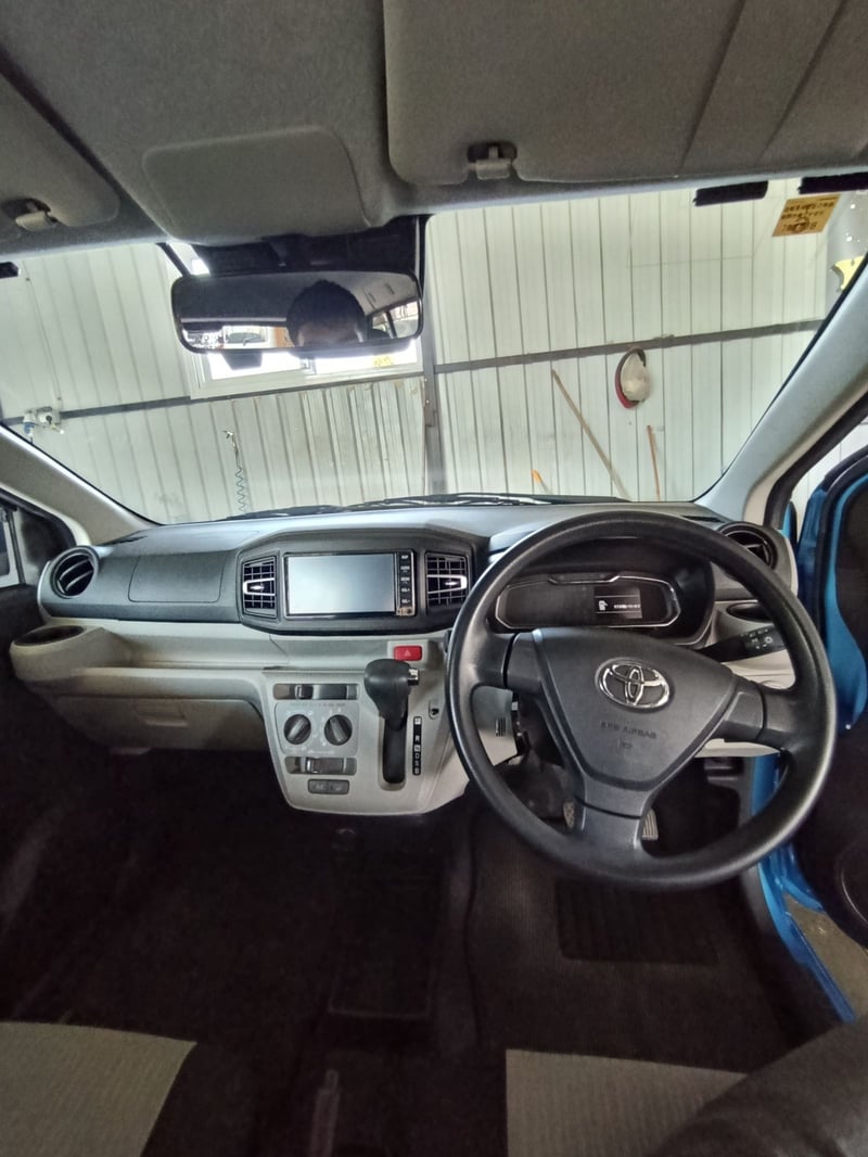 Toyota Pixis Epoch — 5