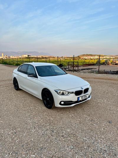 BMW 318i  — 4