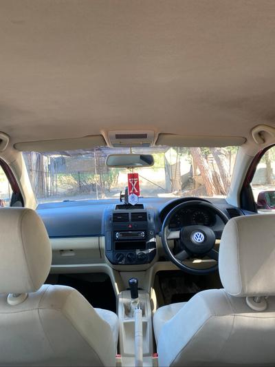 Volkswagen Polo — 5