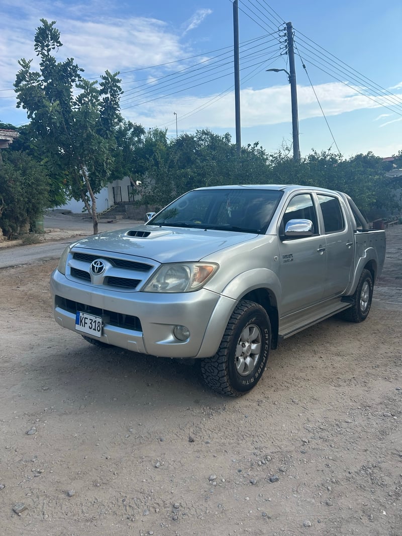 Toyota Hilux