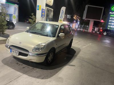 Toyota Duet — 1