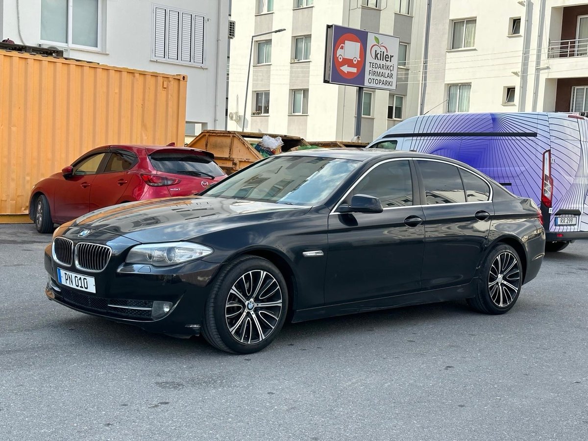 2013 BMW 520d 3
