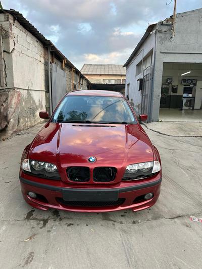 2002 BMW 325i