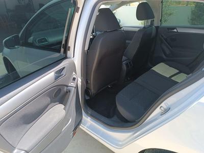 Volkswagen Golf — 8