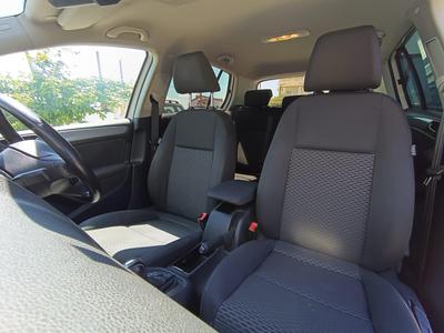 Volkswagen Golf — 10