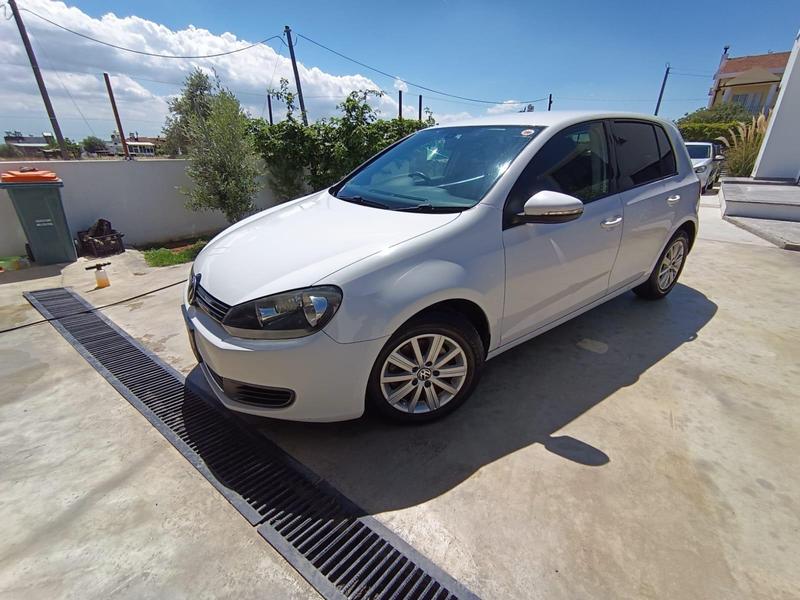 Volkswagen Golf — 1/10