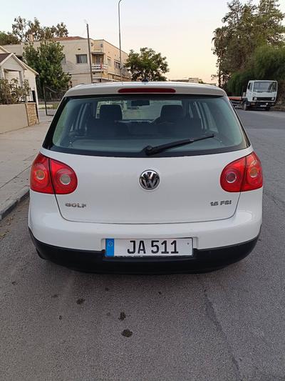 Volkswagen Golf — 4