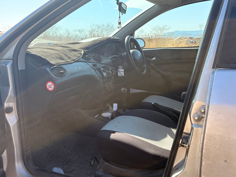 Ford Focus — 6