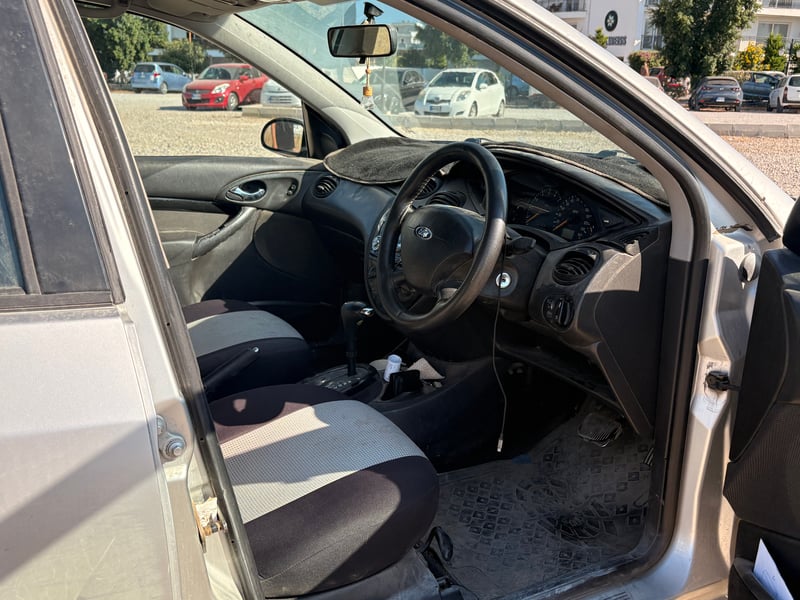 Ford Focus — 7