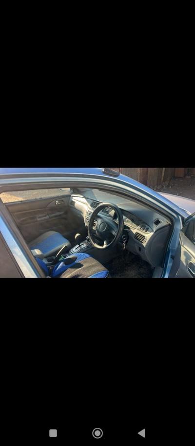 Mitsubishi Lancer — 4