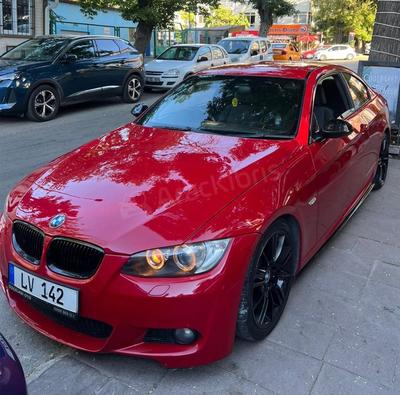BMW 320i Coupe — 2