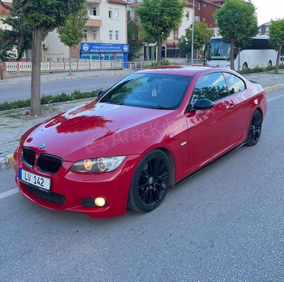 BMW 320i Coupe — 4