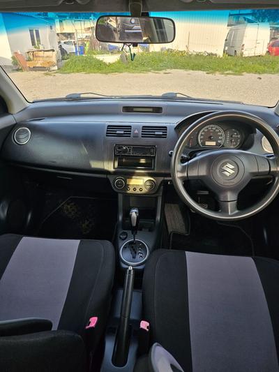 Suzuki Swift — 7