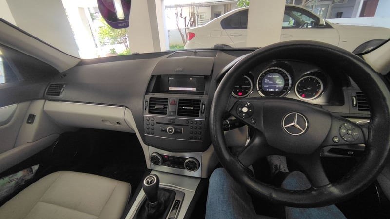 Mercedes-Benz C 180 — 4