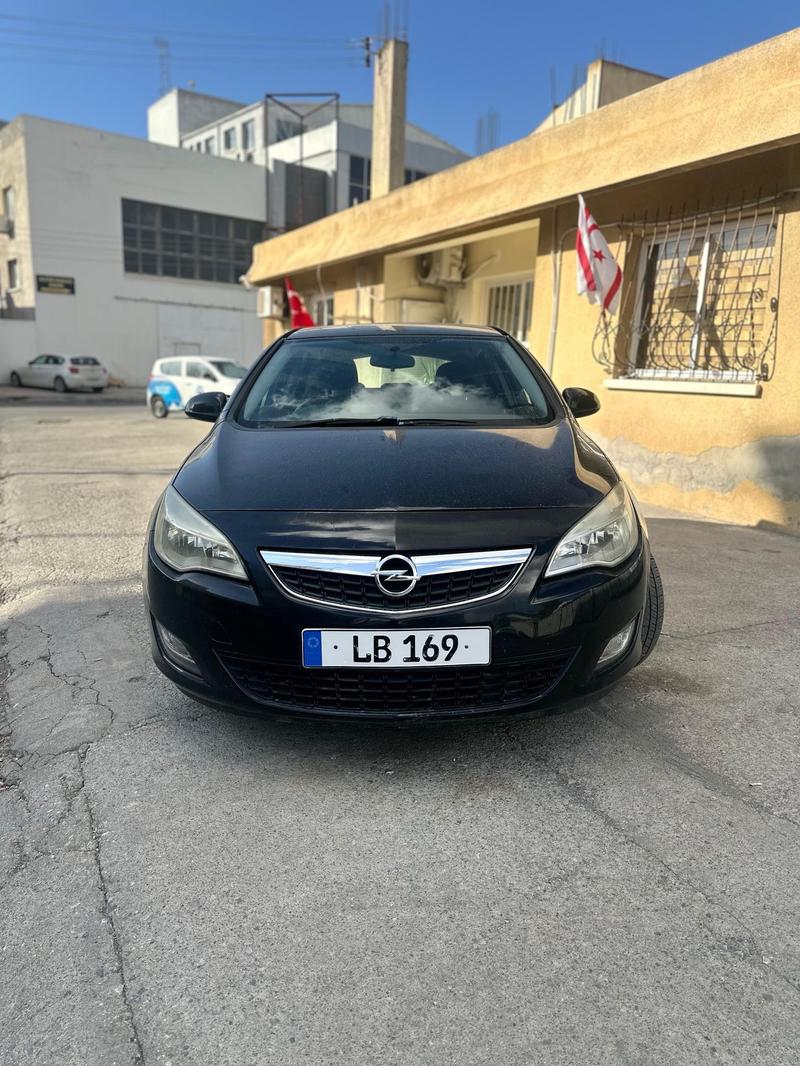 Opel Astra — 1/5