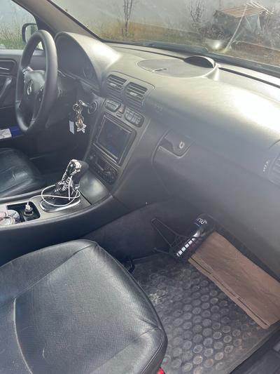 Mercedes-Benz C 270 — 8