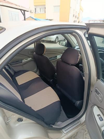 Nissan Sunny — 5
