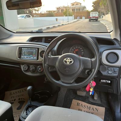 Toyota Vitz — 5