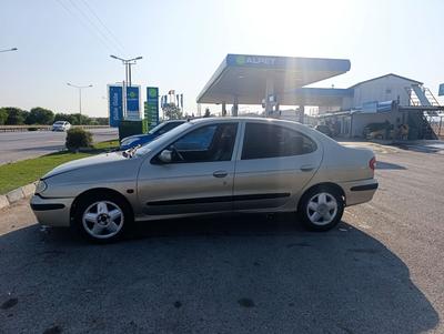 Renault Megane — 2