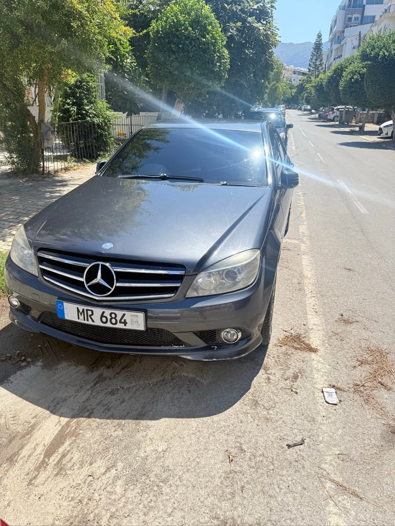Mercedes-Benz C 180 — 1/6