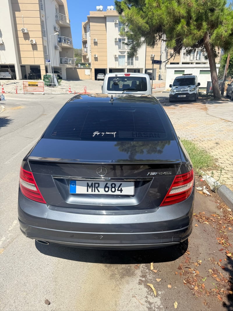 Mercedes-Benz C 180 — 6