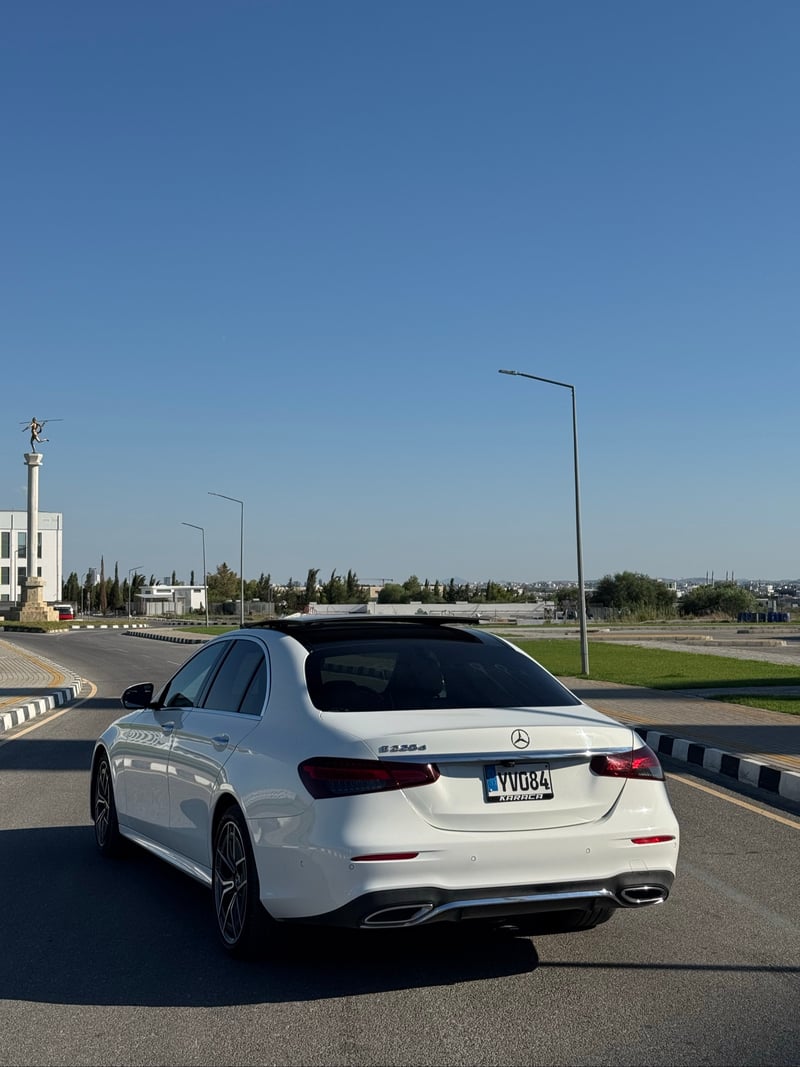 Mercedes-Benz E 220d — 7